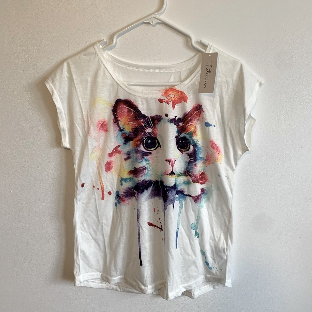 Brand new white cat t-shirt!